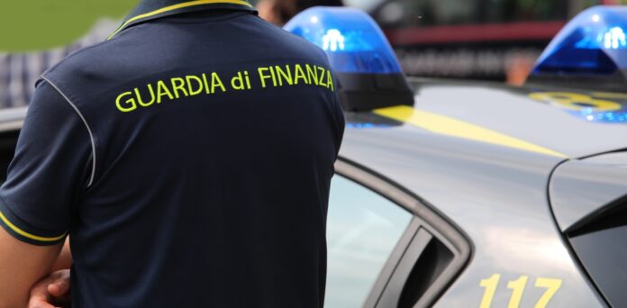 Vicenza,,Vi,,Italy, ,June,2,,2022:,Policeman,With,Uniform